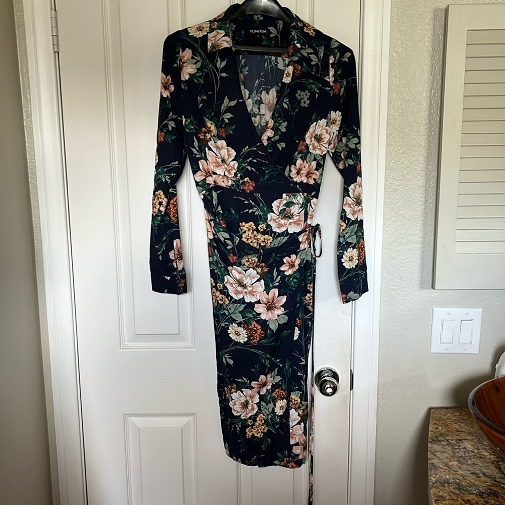 NWOT Yumi Kim Floral Wrap Dress Size Small